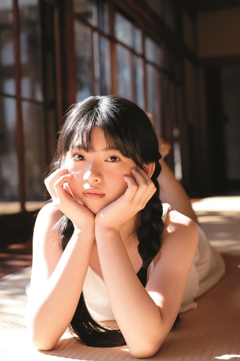 【朗報】AKB48馬嘉伶、初の水着ソログラビアで美バスト&くびれ披露【まちゃりん】