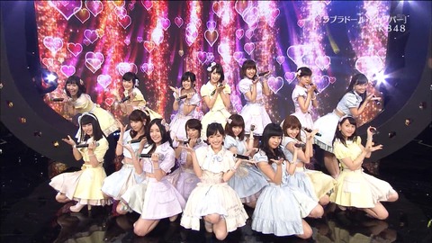 【AKB48】今思えば何故前田卒業後に、まゆゆをセンターに固定しなかったのか？