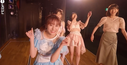 【AKB48】高橋Pひろゆこ「ベルギーの公共放送の有名Pに取り合えず劇場きてもらいました!」