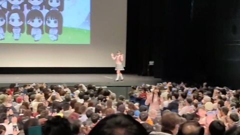 【AKB48】17期ファンミーティングの客層ｗｗｗｗｗｗ