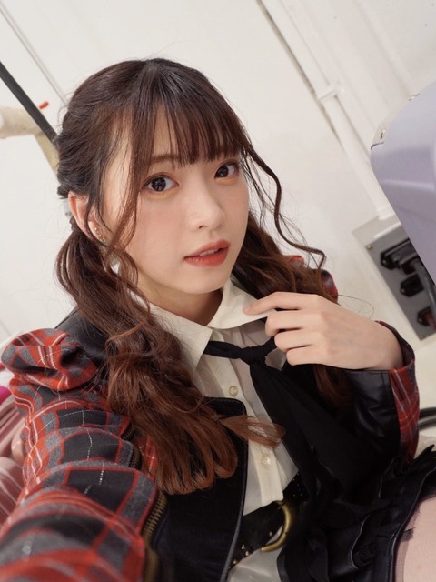 【AKB48】りんちゃん号泣き「フォロワーが減り続けてる。みんな戻ってきて(´；ω；`)」【馬嘉伶】