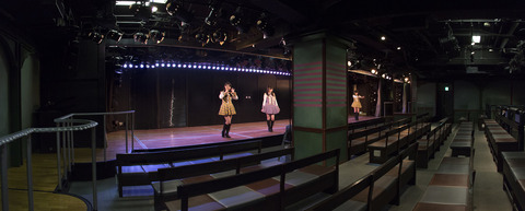 【朗報】AKB48劇場公演、修学旅行で観る文化事業となる(3)