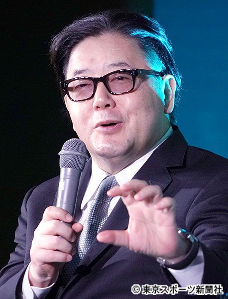 秋元康「ユーチューバーと作詞家は同じ、誰でもなれるけど、居続けることは難しい」