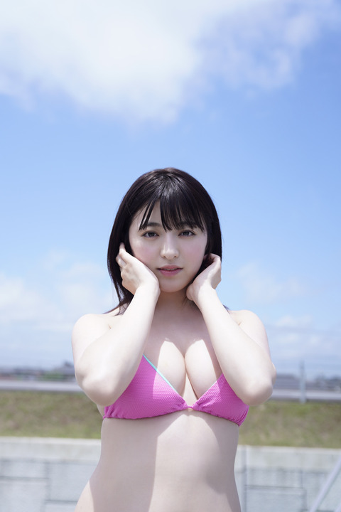 【画像】元AKB48佐藤七海(20歳)の最新体型がとんでもないことに・・・