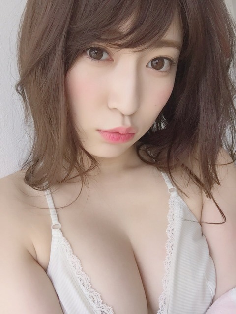 【朗報】アカリン巨乳化のお知らせ【NMB48・吉田朱里】