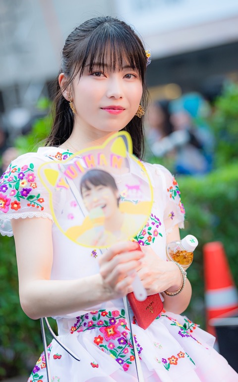 【AKB48】横山由依がタイでビジュアル最高値を更新！「老けた」「やつれた」の声を一蹴！【ゆいはん】