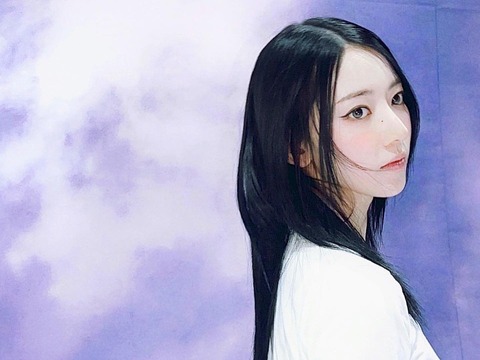【衝撃】LE SSERAFIM宮脇咲良さん、インスタフォロワー800万人突破!日本人7位になる