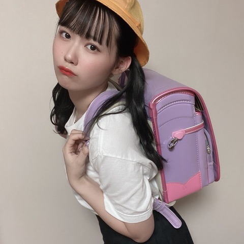 【AKB48】チーム8服部有菜ちゃんがランドセル配信ｗｗｗｗｗｗ