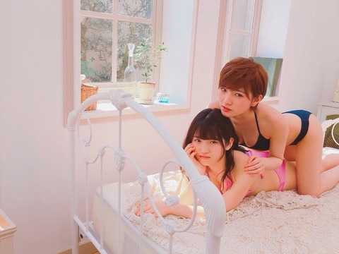 【悲報】なぁちゃんとゆいりーのオフショット、完全に入ってるｗｗｗ【岡田奈々・村山彩希】