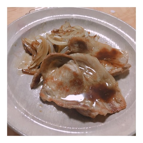 【AKB48】さっほー「生姜焼きは肩ロース派？バラ派？我が家はやっぱりロース派」【岩立沙穂】