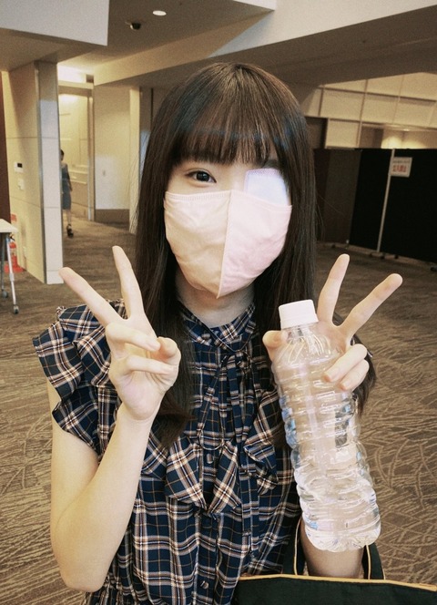 【朗報】AKB48岡田奈々さん、17期生にロックオンｗｗｗ
