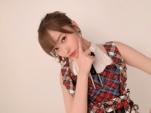 【HKT48】指原莉乃の凄さってコツコツと人気を集めていったところだよな、Twitterのフォロワーも気が付けば240万人間近