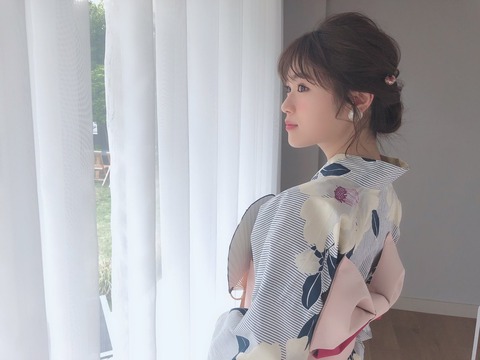 【NMB48】なぎちゃんがエッチな格好でアイスを食べてる【渋谷凪咲】