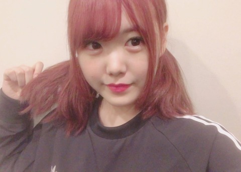 【画像あり】SKE48白雪希明ちゃんが髪の毛をピンク色に染める!
