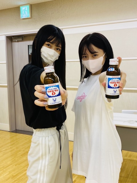 【AKB48】さとねのお〇ぱいでけえ・・・【久保怜音】