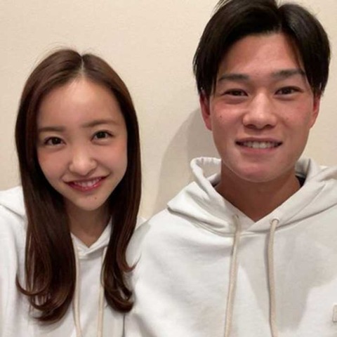 【悲報】元AKB48板野友美 早くも「スピード離婚説浮上」
