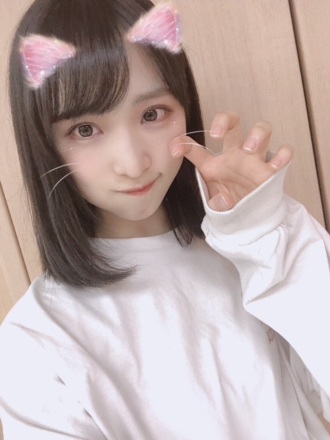 【AKB48】ゆいゆいが坂道メンバーだったら今頃写真集で爆乳ビキニを披露していたんだと思うと・・・【小栗有以】