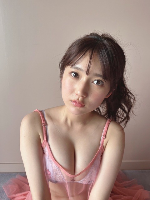 【AKB48】鈴木くるみちゃんのおっπを拝みながら日の出を迎えることができる文月の朝
