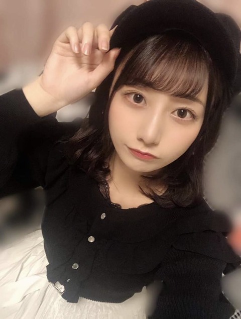 【朗報】AKB48チーム8鈴木優香ちゃん「SHOWROOMでビギナー表記の人が増えたり、AKBで唯一 フォローしてます！ってコメントが多くて嬉しい」