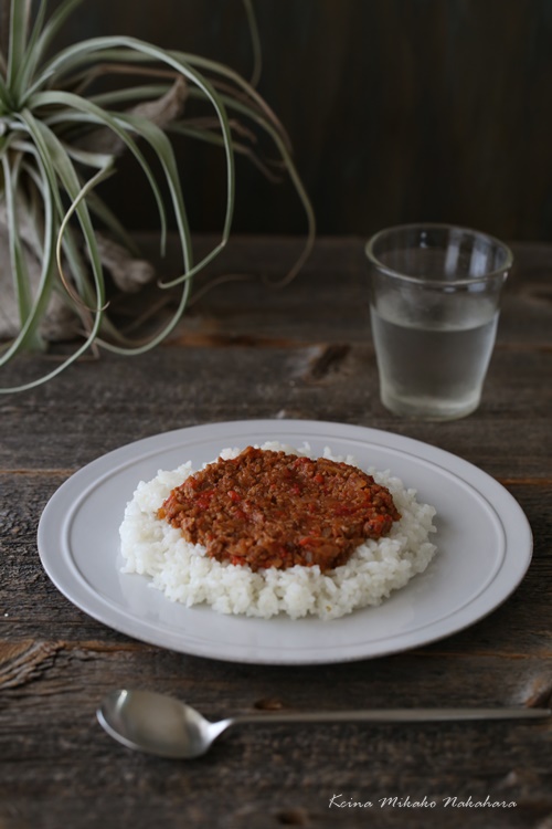 レシピ 焼き野菜たっぷりドライカレー とりわけ幼児食 野菜嫌いの反応は 旧 おいしい毎日しあわせごはん