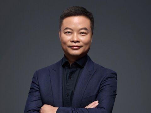 小鵬トップの全人代の提案、自動運転、ロボット、空飛ぶクルマのキャプチャー