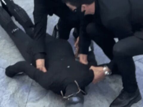 ロボット転倒が映し出したもの ― 小鵬の2026年を暗示する現実のキャプチャー