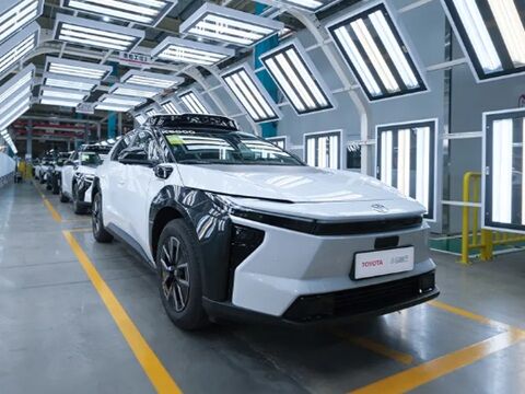 pony.ai量産版bZ4Xロボタクのラインオフ、広汽トヨタの戦略のキャプチャー