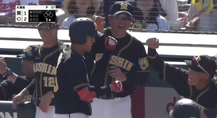 2018y05m12d_153256676