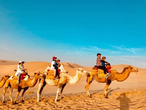 鳴沙山・月牙泉4