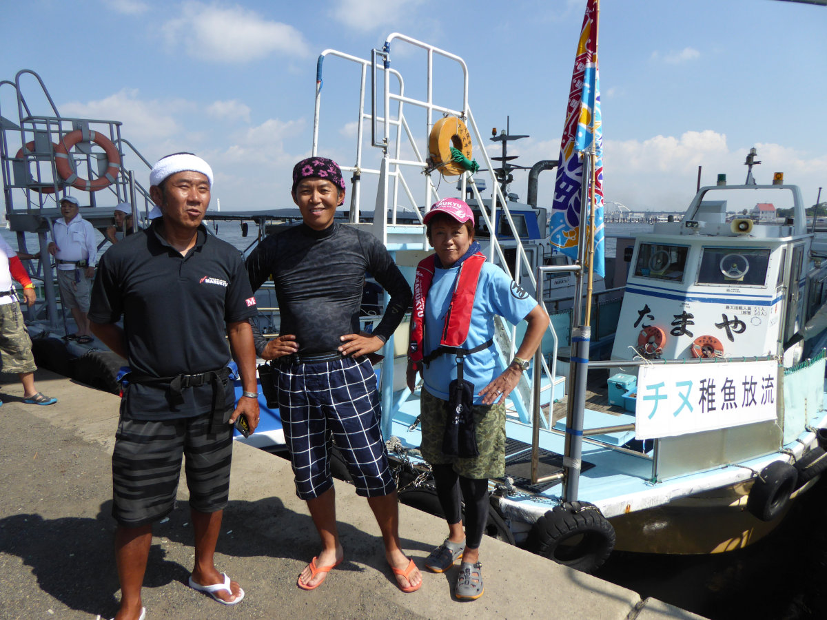 大阪湾チヌ稚魚放流 茅渟関西連合 大阪湾チヌ稚魚放流 茅渟関西連合