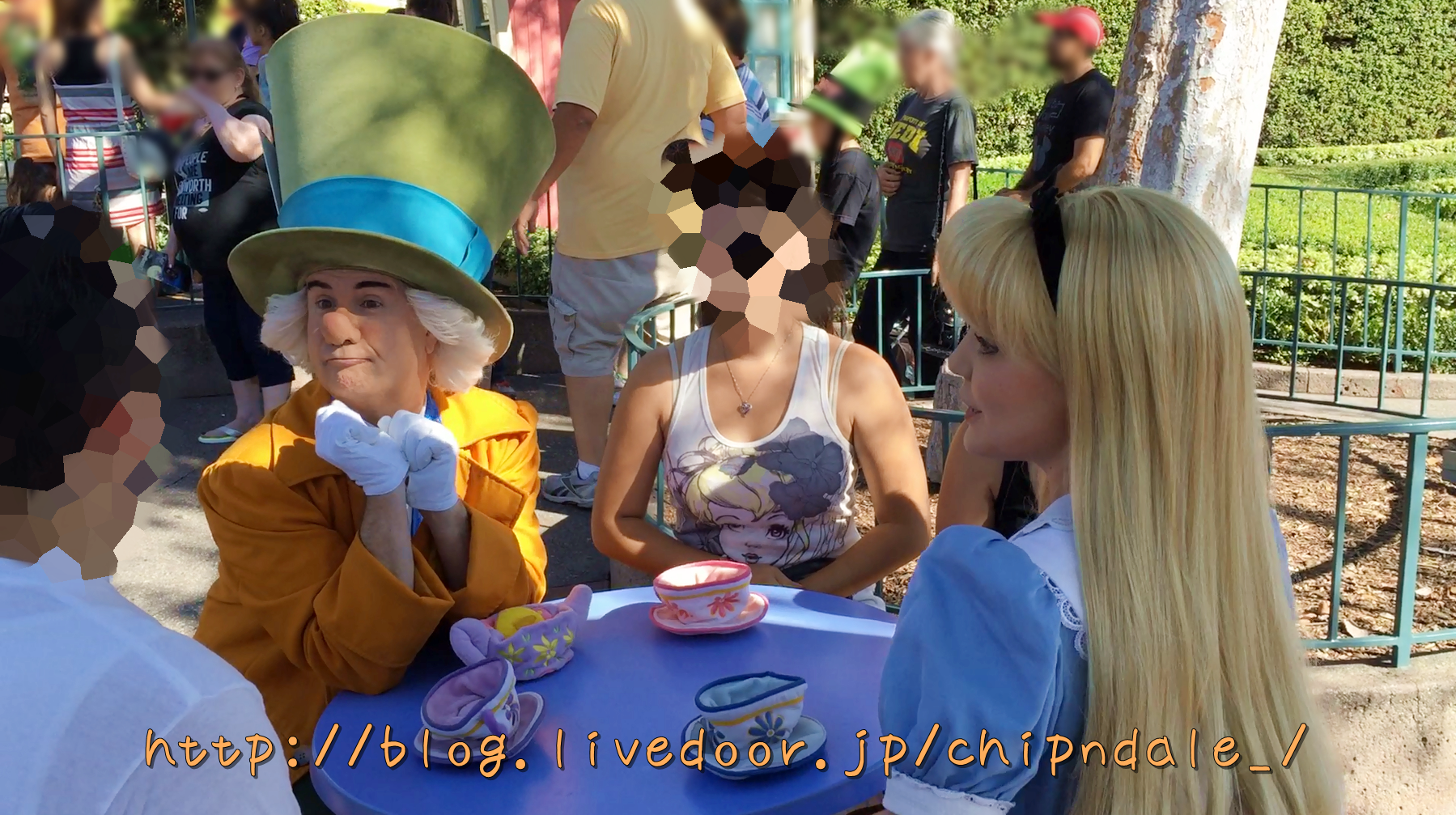 アリスとマッドハッターとハートの女王とお茶会 ﾟ ﾟﾉ ﾟ ﾟ そのいち ディズニービボウロク