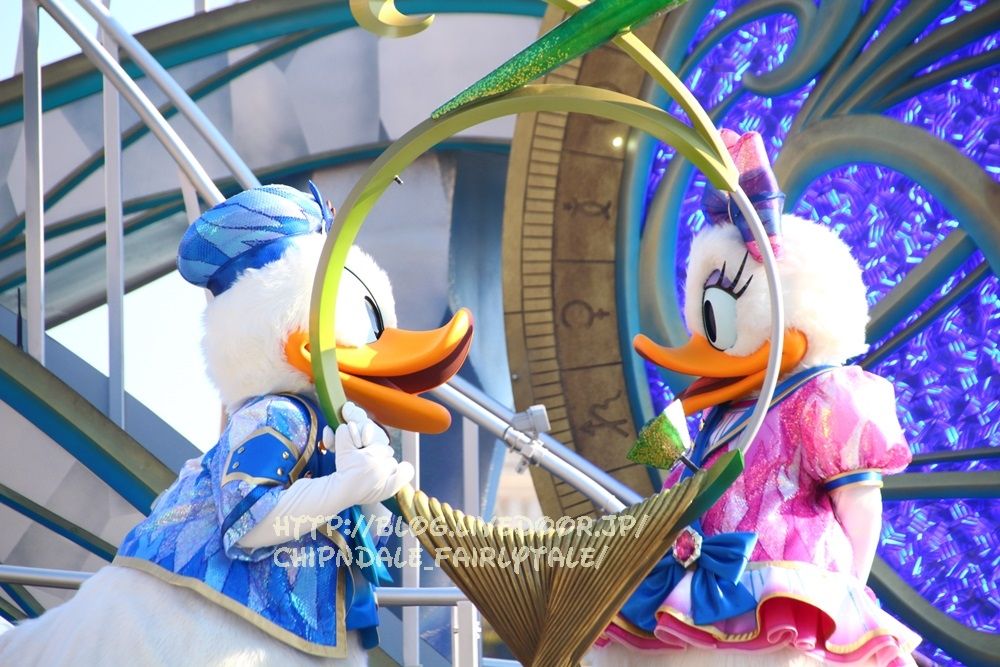 リメンバー 東京ディズニーシー15周年 ザ イヤー オブ ウィッシュ Disneyと共に生きる チップとデールと共に