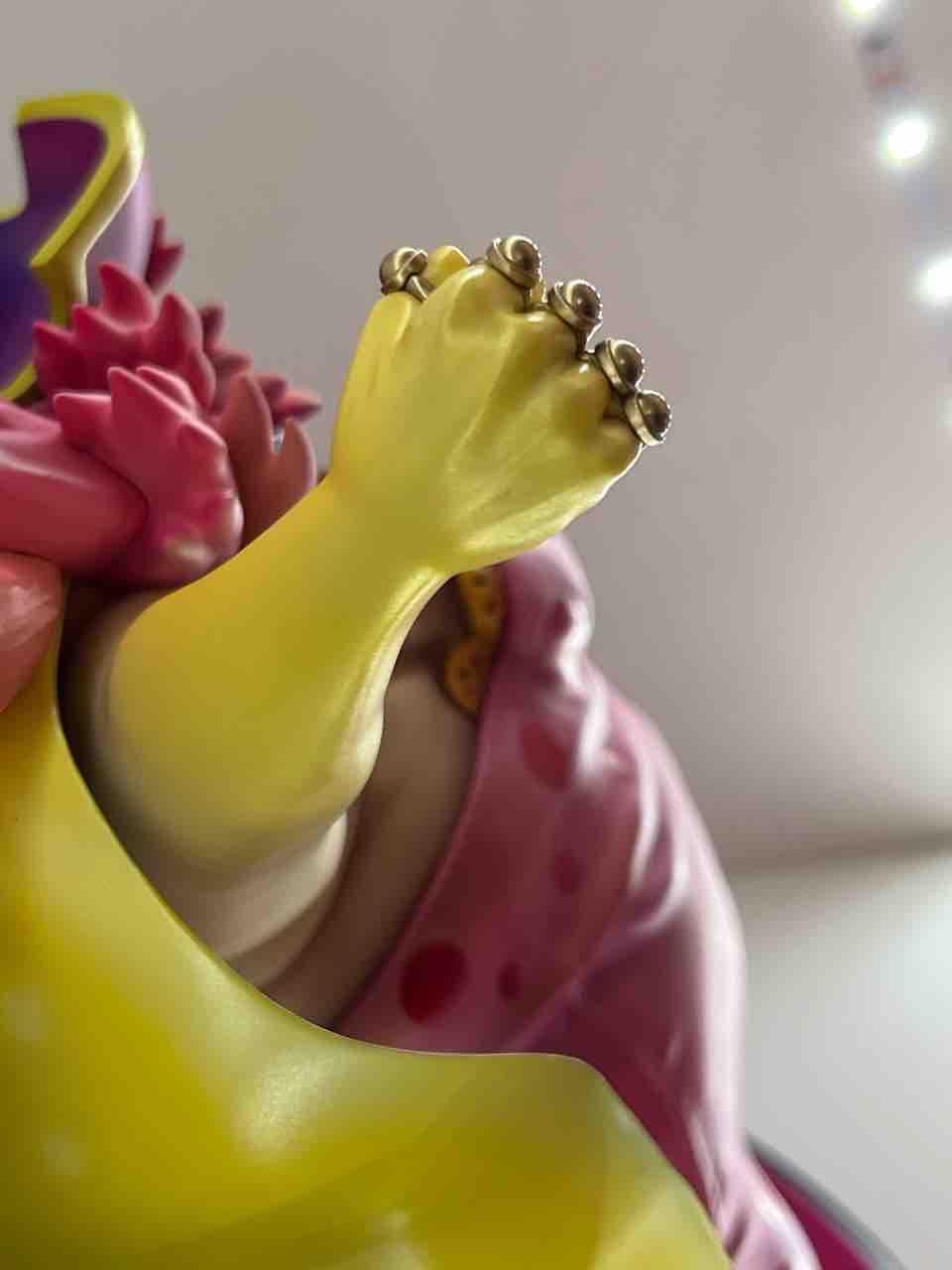 新品同様☆POPマキシマム　ビッグマム　maximum シャーロットリンリン Amazon.co.jp: ONE PIECE Portrait.Of.Pirates P.O.P ワンピース