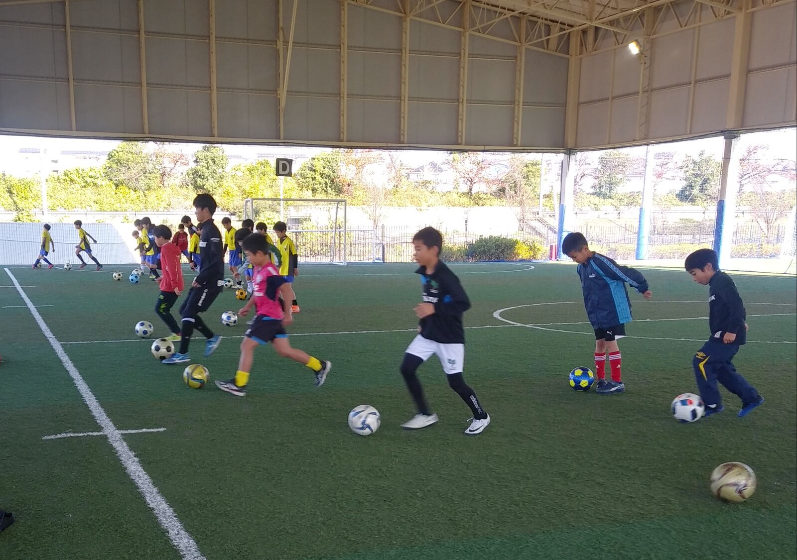 大阪府岸和田市でのレッスン ダイヤモンドの選手達 檜垣裕志サッカーアカデミー神戸校 杉村に語らせよう 大阪府岸和田市でのレッスン ダイヤモンドの選手達 檜垣裕志サッカーアカデミー神戸校 杉村に語らせよう