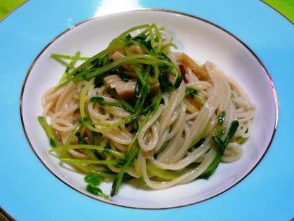 ホタテと豆苗 米粉パスタ