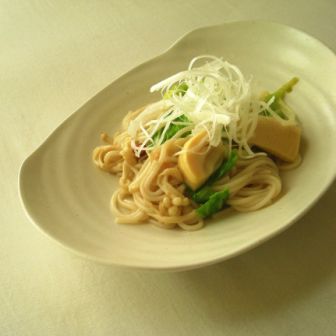キャベツと筍の醤油パスタ