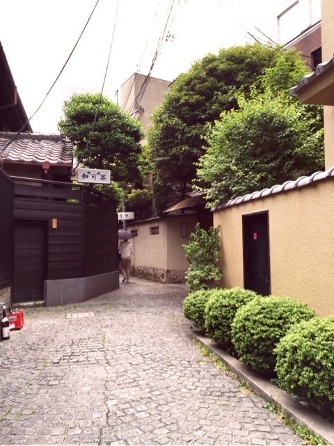 {DA451772-73B9-4A96-BAB8-15E2E0FF840A:01}