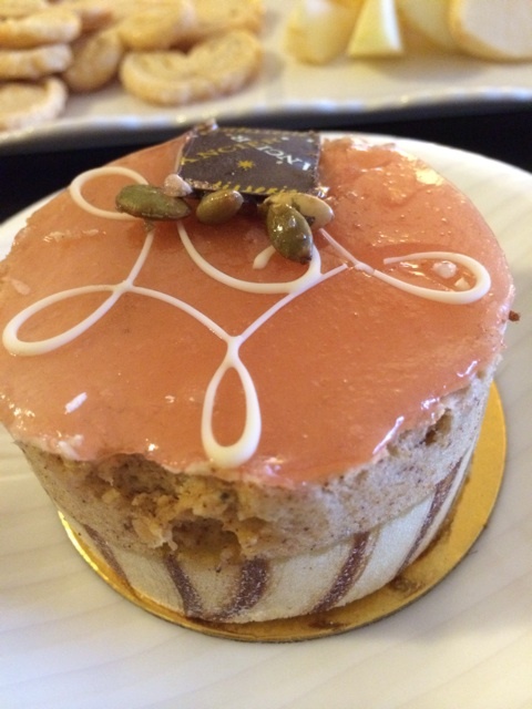 {1CEDA469-3D2E-4CC5-8394-2C710E951B61:01}