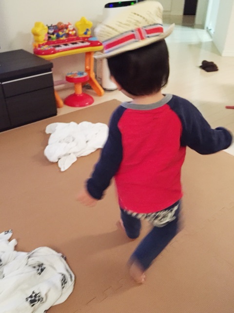 {672937B7-D998-414A-8E34-EEAAB3A09CC0:01}