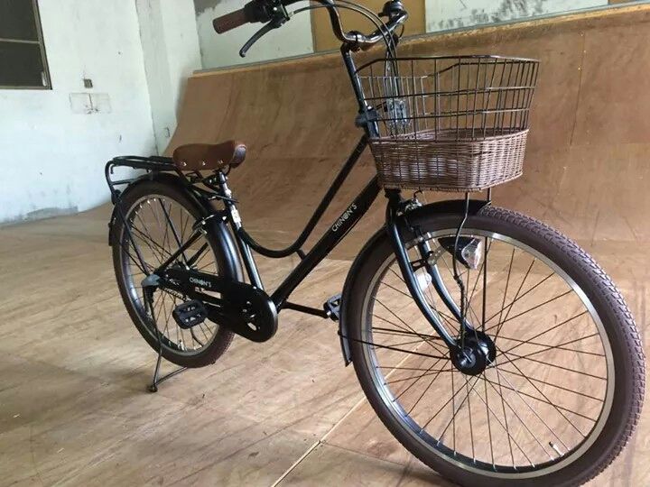 黒い 自転車