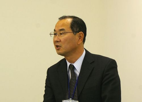 麻生所長