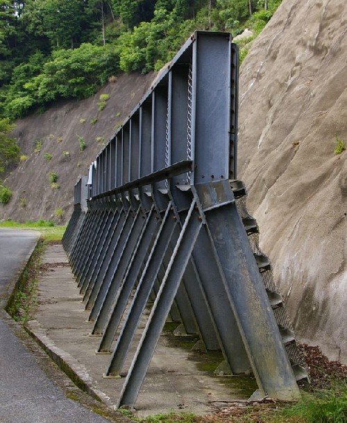落石防護柵