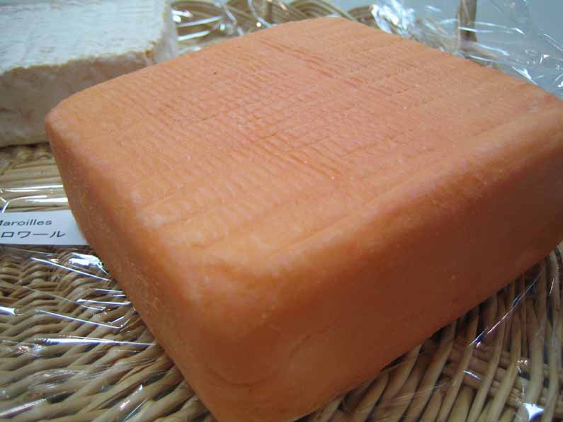 マロワール村の修道院で古くから作られている 個性的なウオッシュチーズ Maroilles Aoc 心に美味しい食べ物探し マロワール村の修道院で古くから作られている 個性的なウオッシュチーズ Maroilles Aoc 心に美味しい食べ物探し