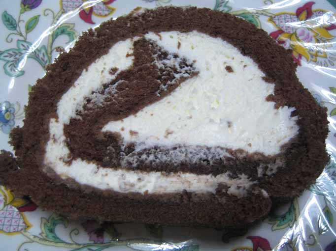 関西ではケーキも人気のイタリア トスカーナの有名店のロール カファレル 心に美味しい食べ物探し 関西ではケーキも人気のイタリア トスカーナの有名店のロール カファレル 心に美味しい食べ物探し