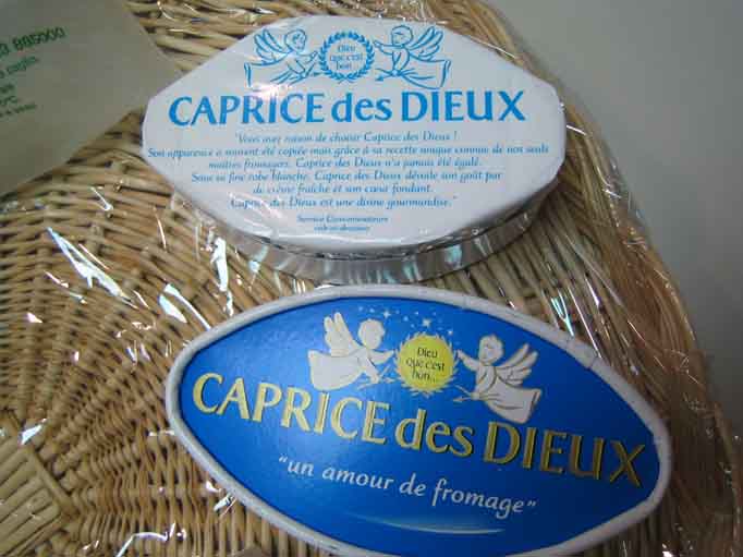 暇をもてあました神々の遊びではなく 神々の気まぐれ というチーズ Caprice Des Dieux Non Aoc 心に美味しい食べ物探し