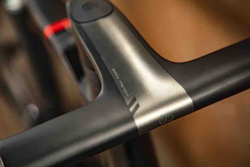 EDDY MERCKX 525 アルテグラ12速　COSMIC SL 40 EDDY MERCKX】新製品発表 ハイエンドモデル