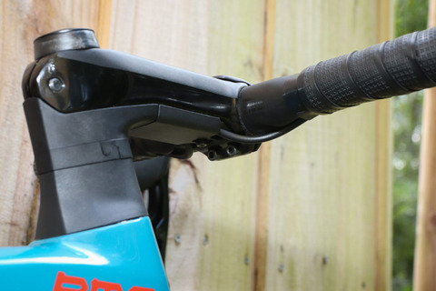 BMC-Roadmachine-carbon-endurance-road-bike-2020-6-1068x712