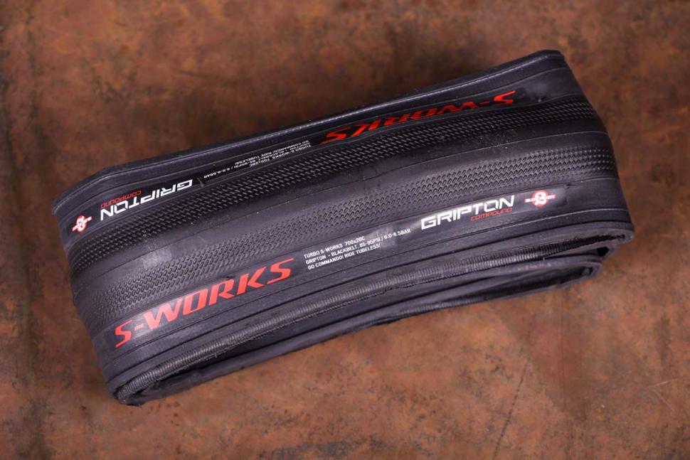 Specialized S-Works Turboタイヤ 海外のインプレ的な話