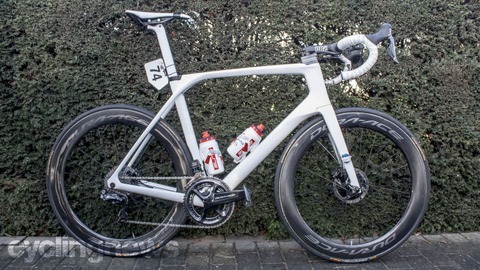 FzAqZVz5BcrajGDQFRLUfS-1120-80