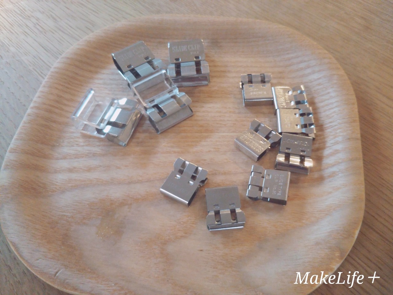 書類整理 雑貨収納まで １台３役 な スライドクリップ Makelife ゆとり時間で しあわせプラス Powered By ライブドアブログ